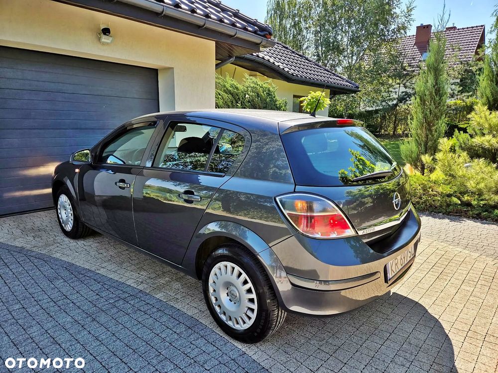 Opel Astra 1.7 CDTI Enjoy - 15