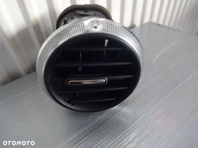 Kratka nawiewu Audi A3 8P Lift 8P0 820 901C - 1