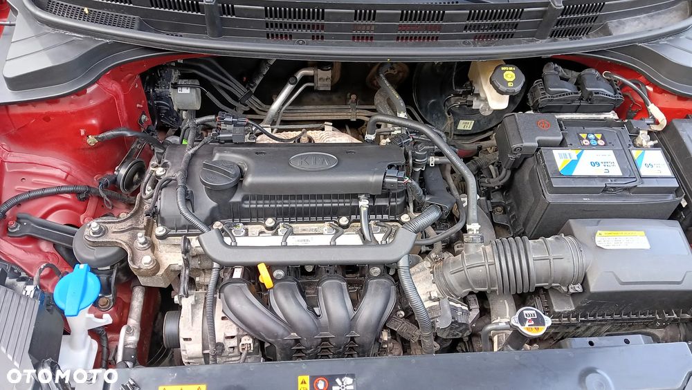 Kia Stonic 1.4 L - 24