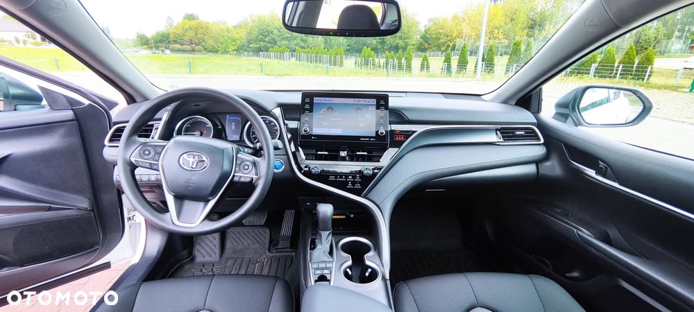 Toyota Camry - 9