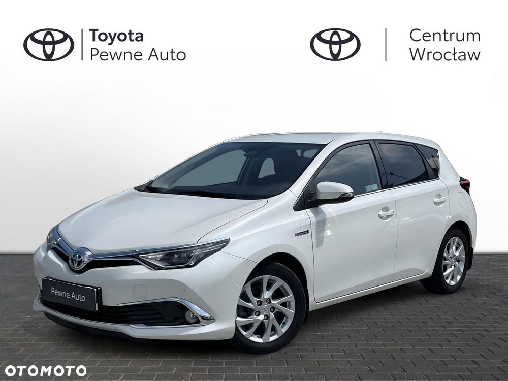 Toyota Auris - 1