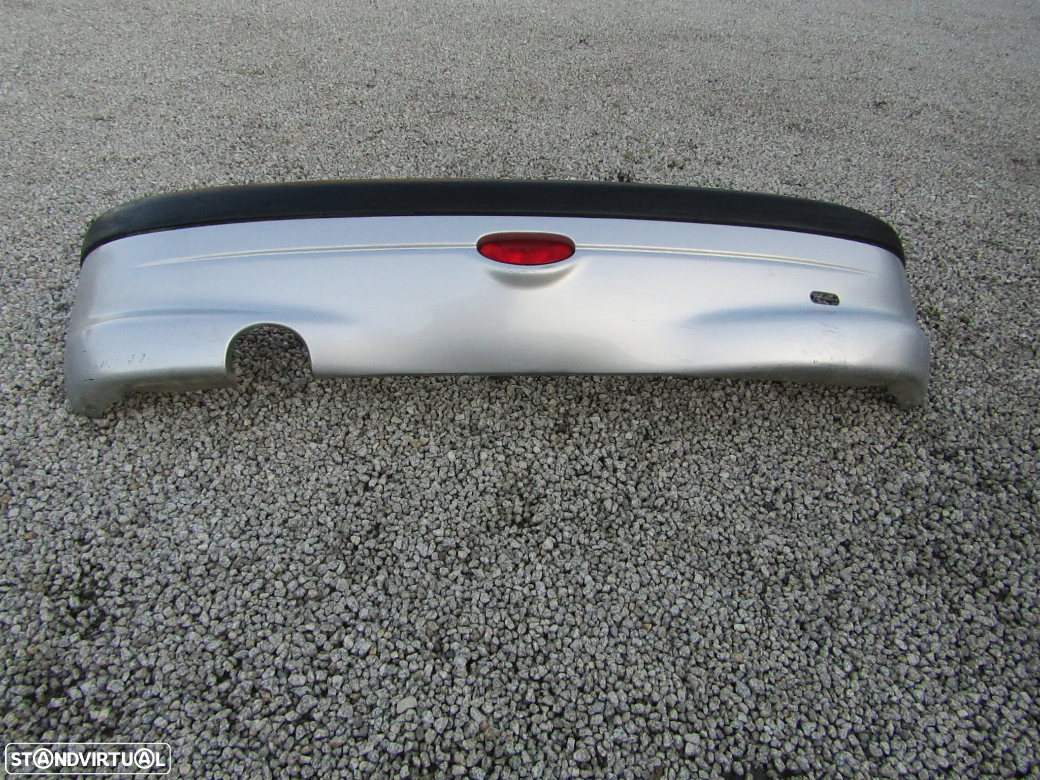 Para-choques tras Peugeot 206  (ver descrição) - 10