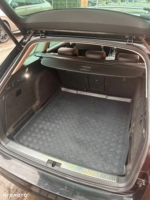 Skoda Superb 2.0 TDI SCR 4x4 L&K DSG - 25