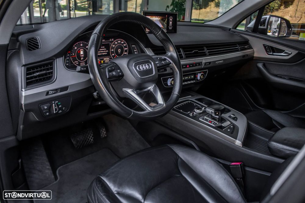 Audi Q7 3.0 TDI quattro tiptronic - 22