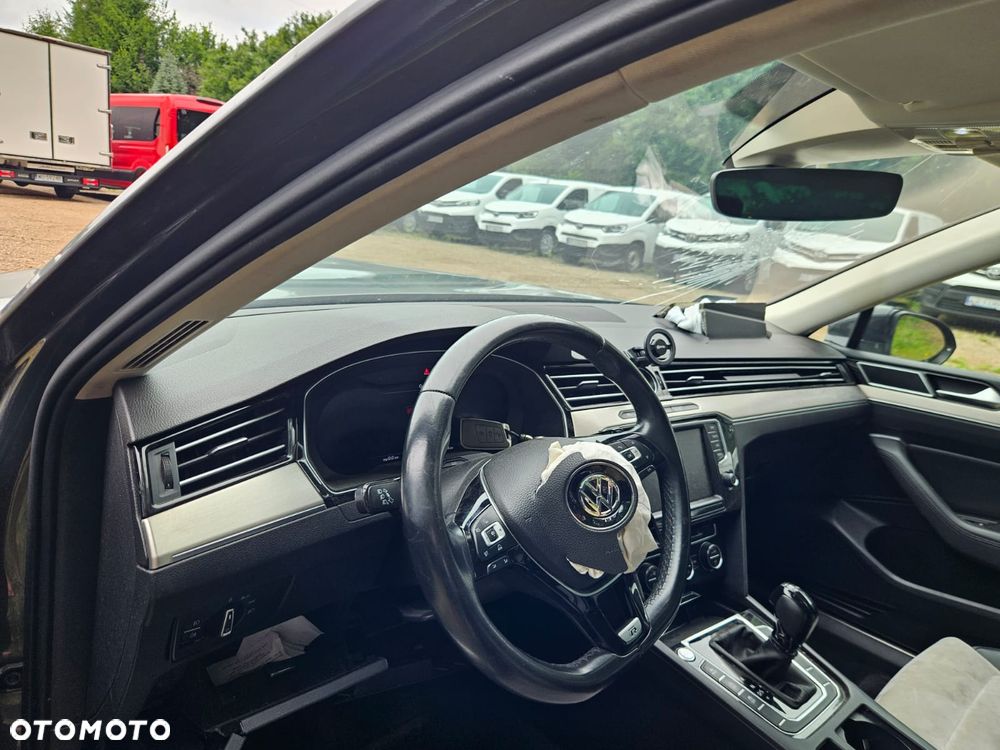 Volkswagen Passat 1.8 TSI BMT Highline DSG - 19