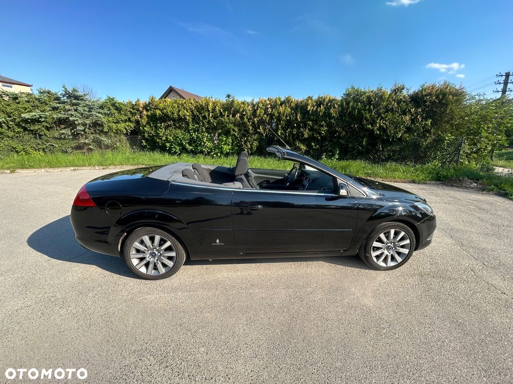 Ford Focus 2.0 16V Sport - 8