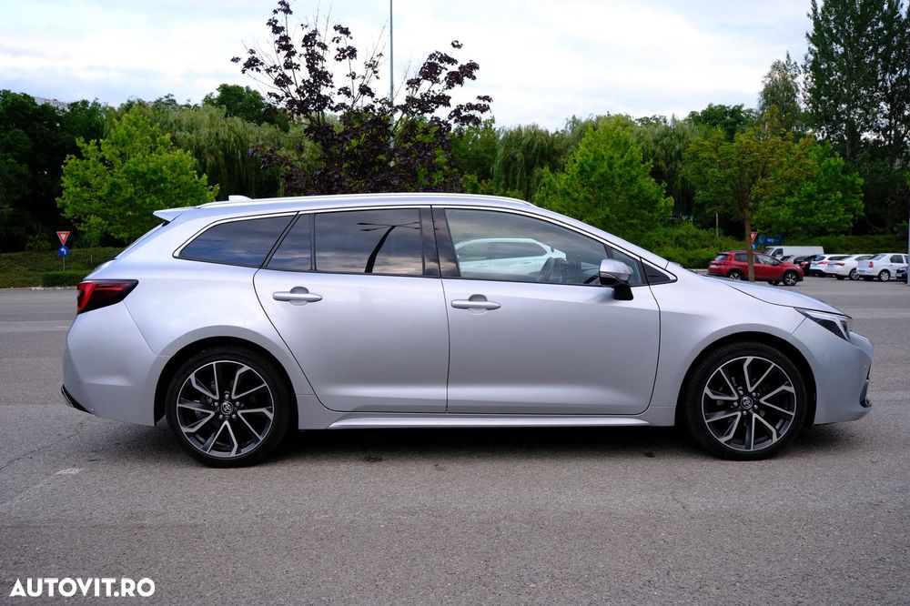 Toyota Corolla - 26