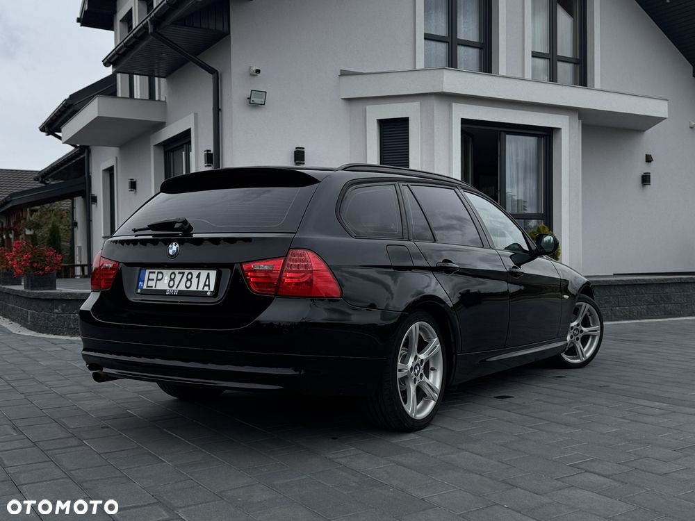 BMW Seria 3 318i - 3