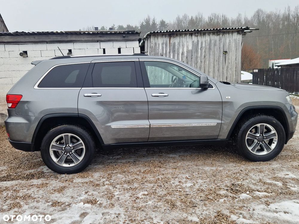 Jeep Grand Cherokee - 8