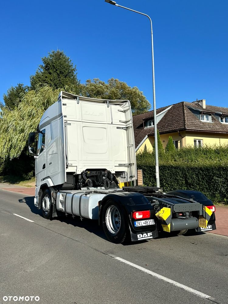 DAF XG - 8