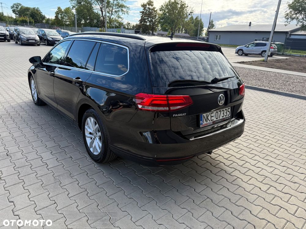 Volkswagen Passat 2.0 TDI SCR Comfortline - 6