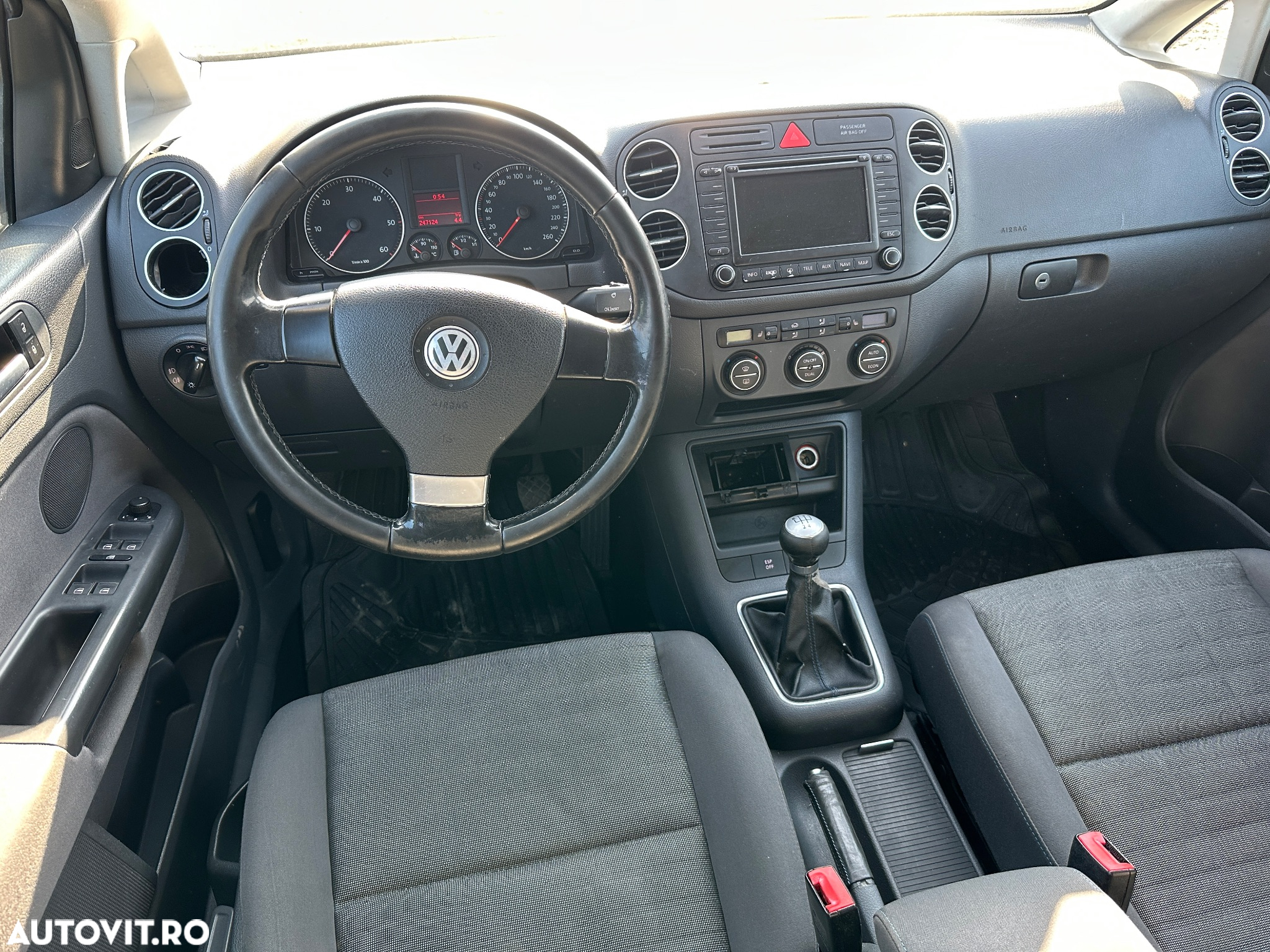 Volkswagen Golf Plus 1.9 TDI Tour - 9