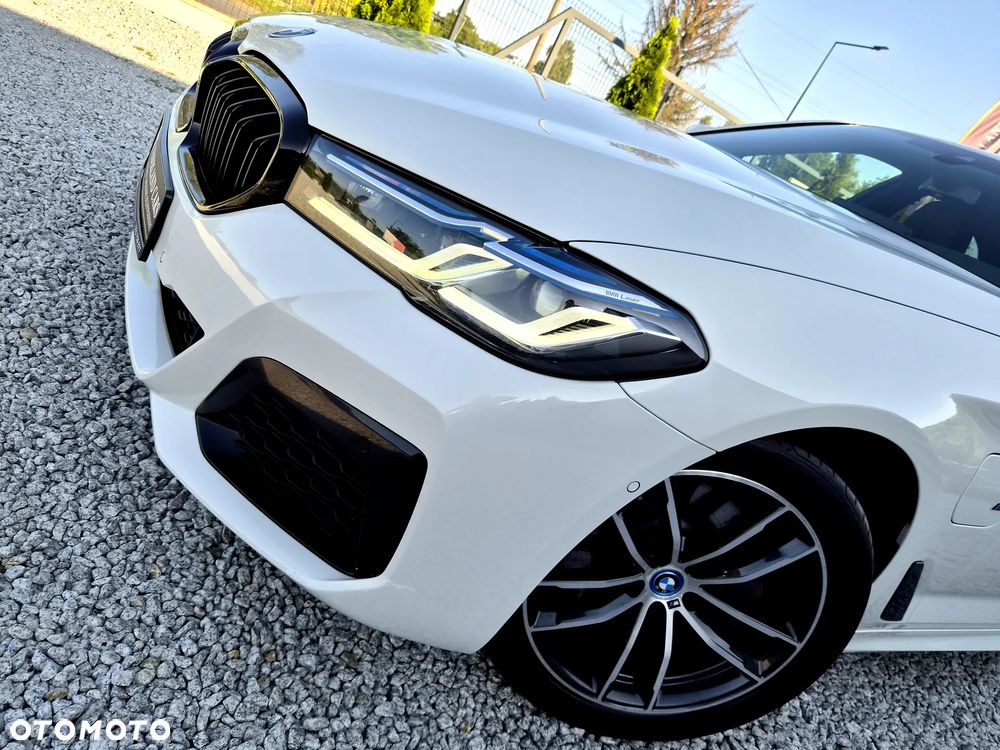 BMW Seria 5 520e M Sport sport - 36