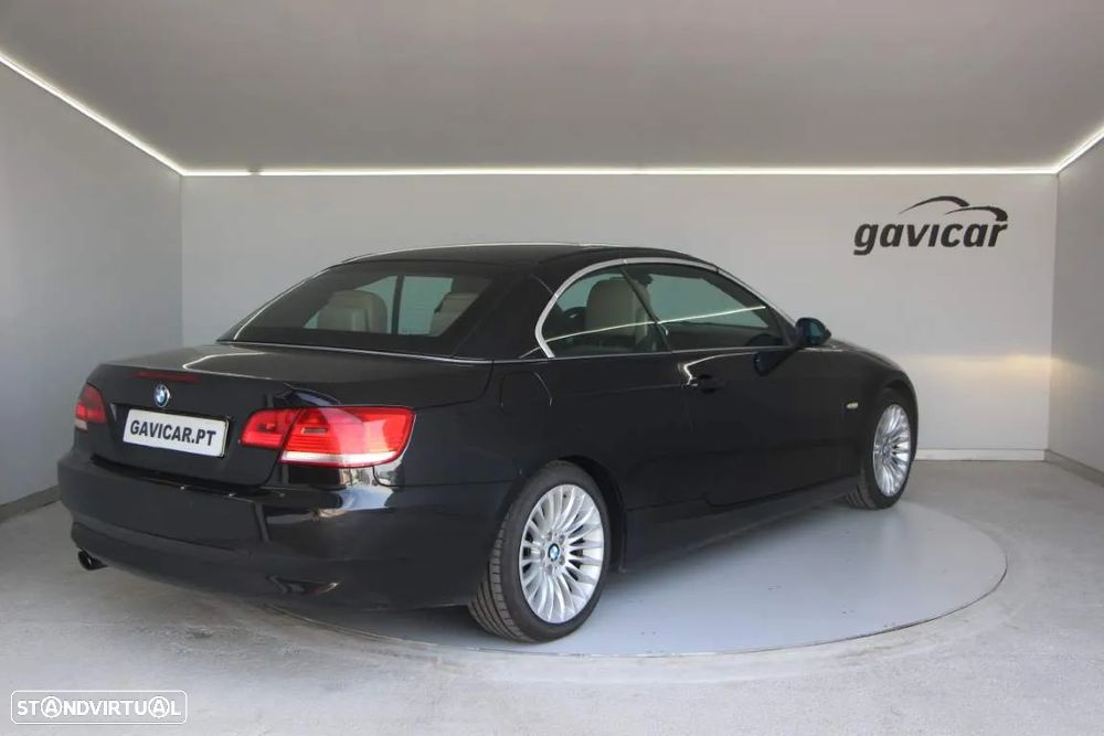 BMW 320 d Cabrio - 17