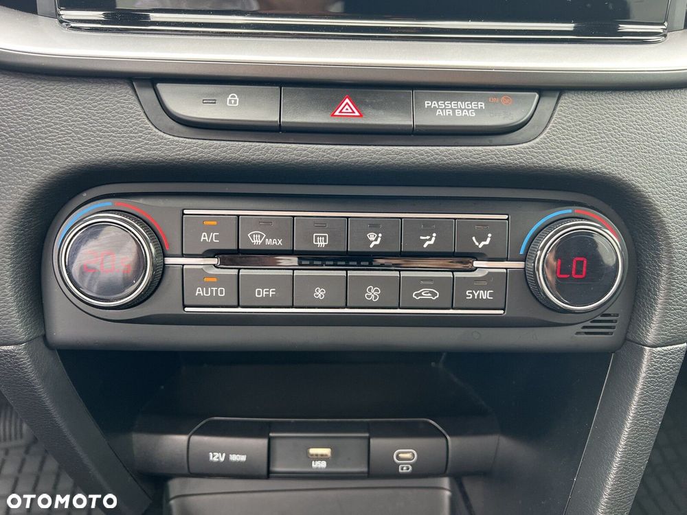 Kia Ceed - 23