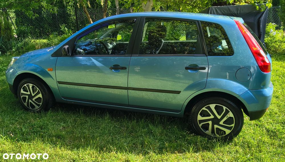 Ford Fiesta - 2