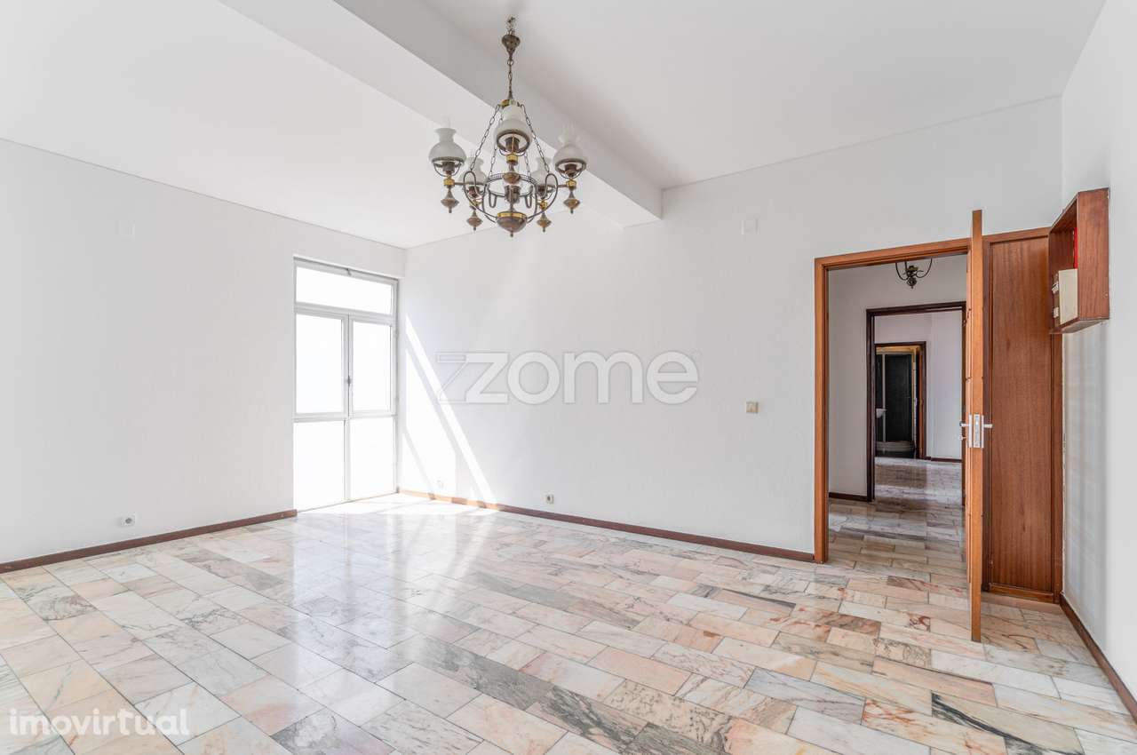 Apartamento T2 I Centro do Funchal I Excelente oportunidade - Grande imagem: 3/18