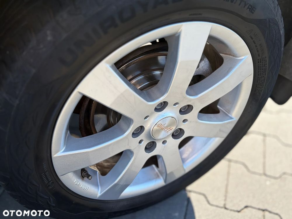 Toyota Auris 1.6 VVT-i Executive - 35