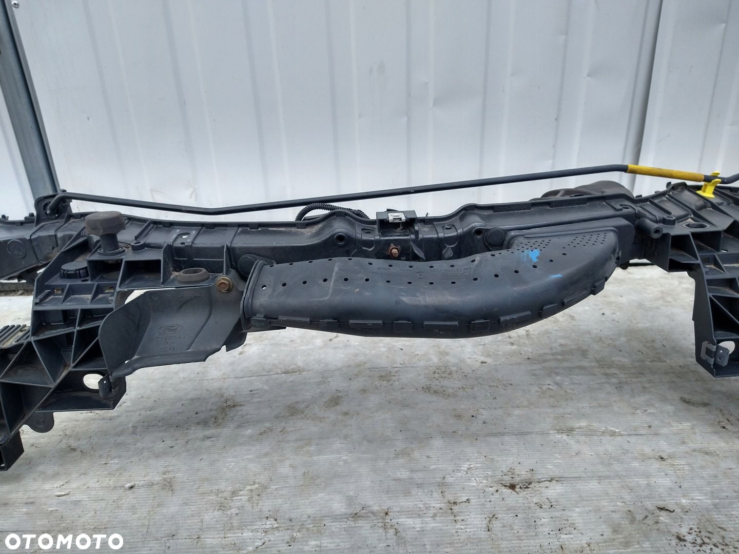 FORD FOCUS MK3 OKULAR PAS PRZEDNI PRZÓD WZMOCNIENIE ZAMEK MASKI BM518327AA - 5