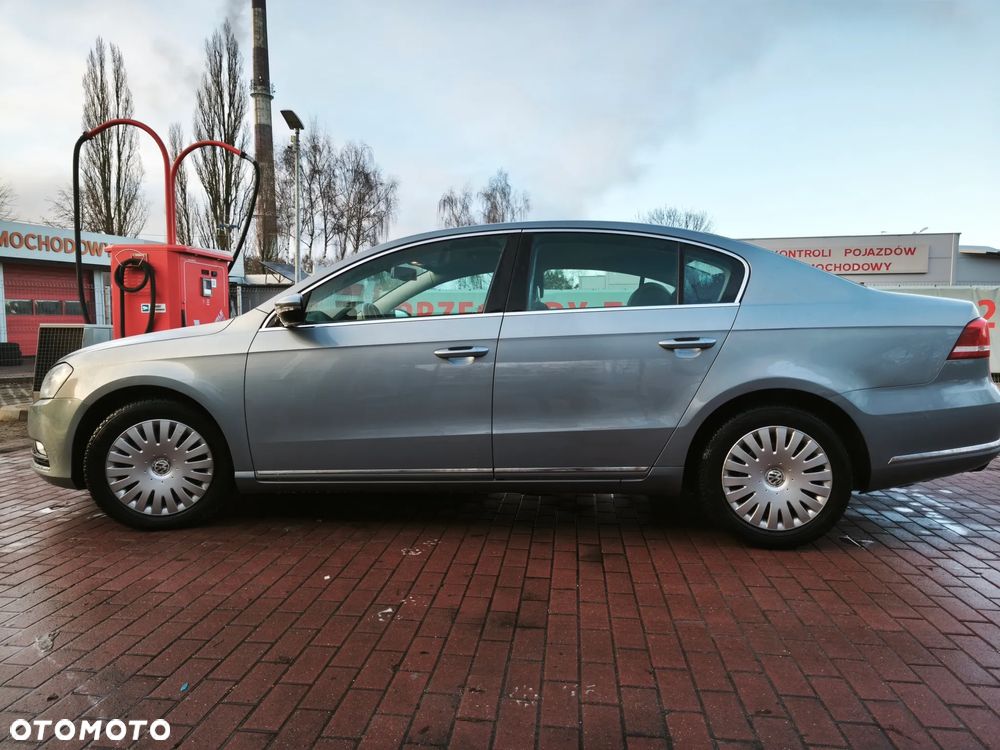 Volkswagen Passat 1.8 TSI Comfortline - 1