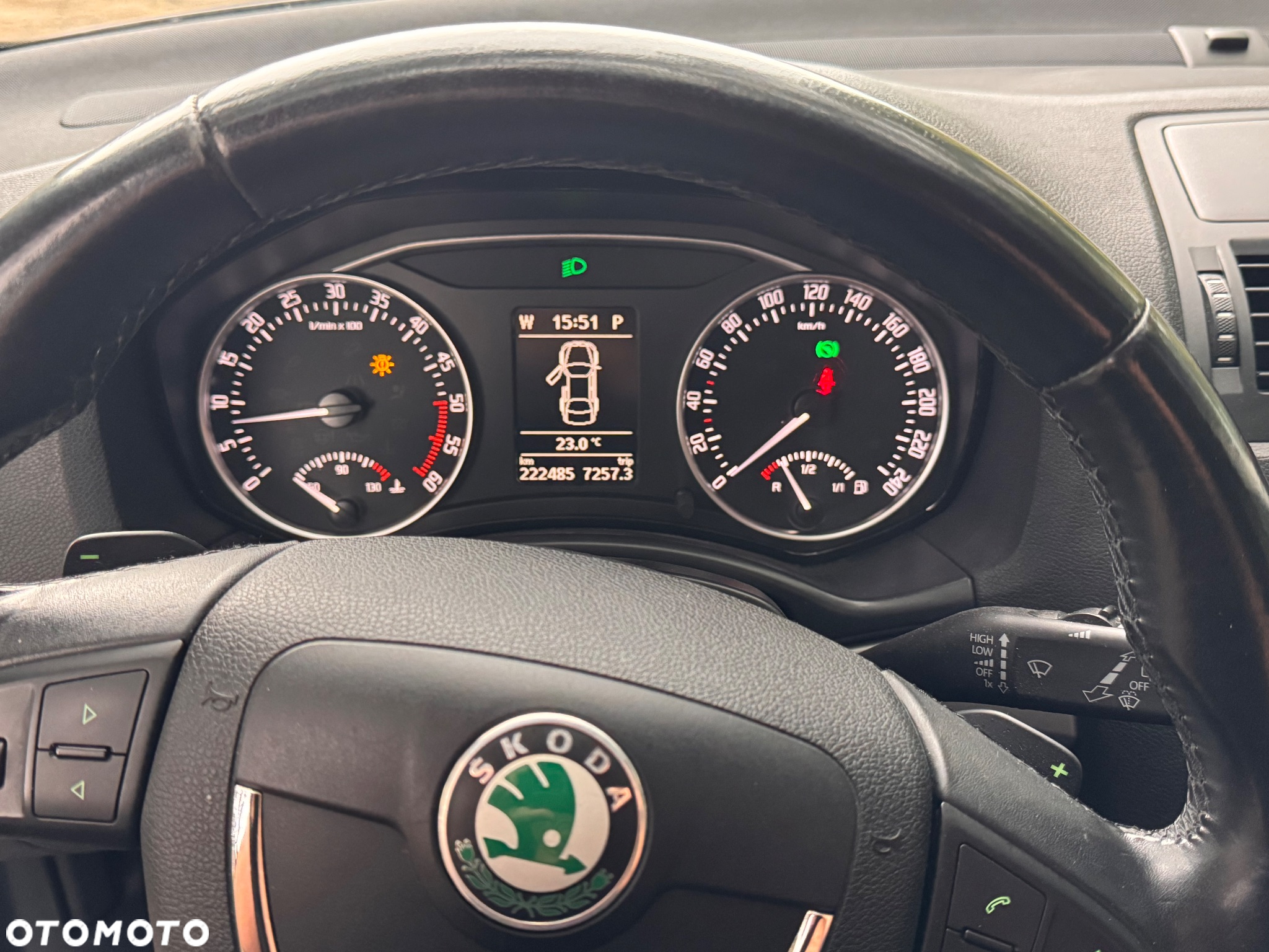 Skoda Octavia 2.0 TDI DPF Ambiente DSG - 9