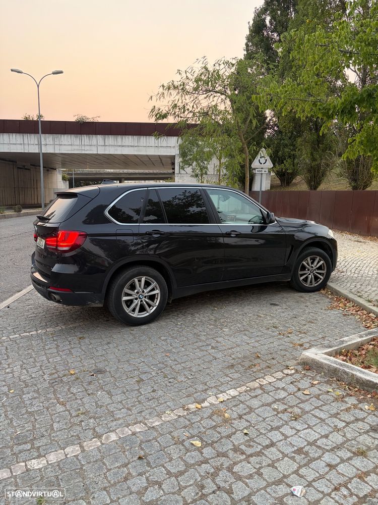 BMW X5 25 d sDrive Comfort 7L - 2