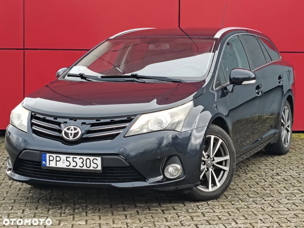 Toyota Avensis 2.0 D-4D Comfort - 1