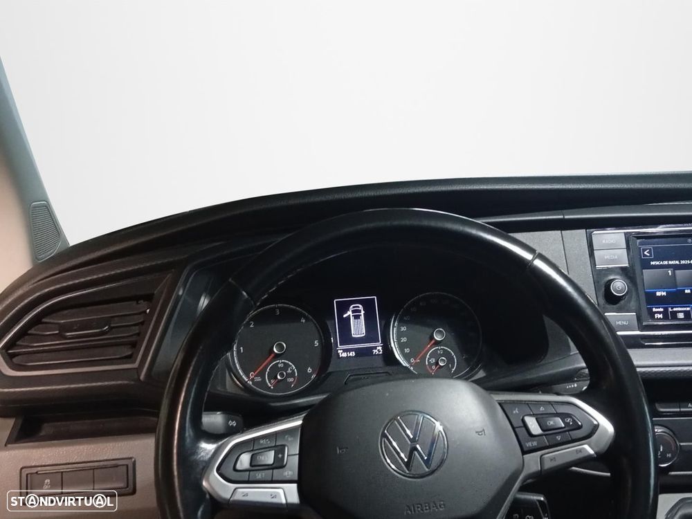 VW Transporter 2.0 TDI 110cv Furgão Extra AC - 11
