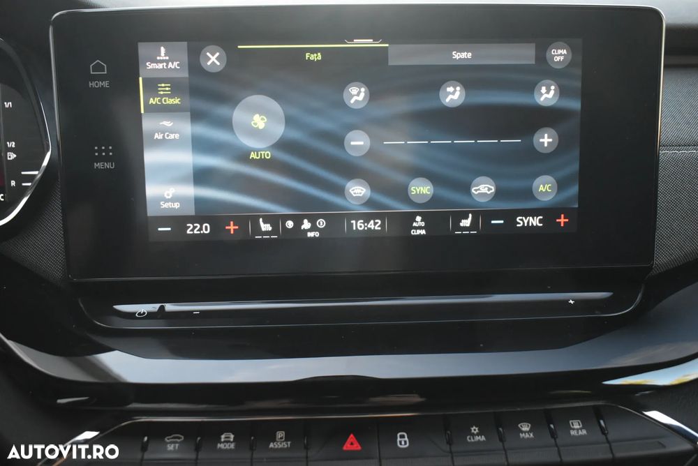 Skoda Octavia 2.0 TDI DSG 4X4 Sportline - 24