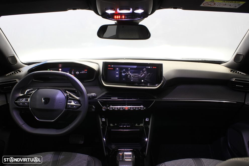Peugeot 2008 - 18
