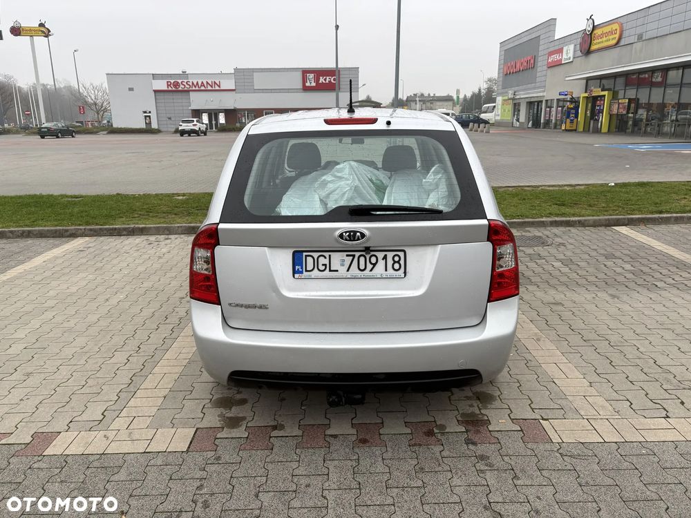 Kia Carens 2.0 EX - 7
