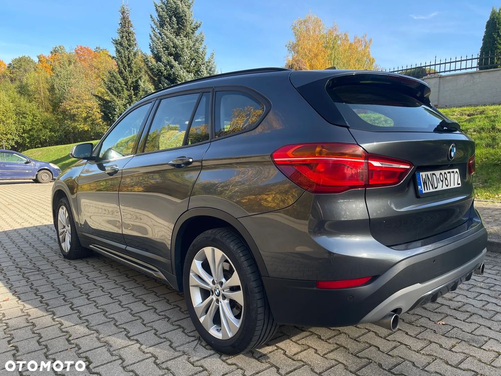 BMW X1 xDrive25d Sport Line - 10
