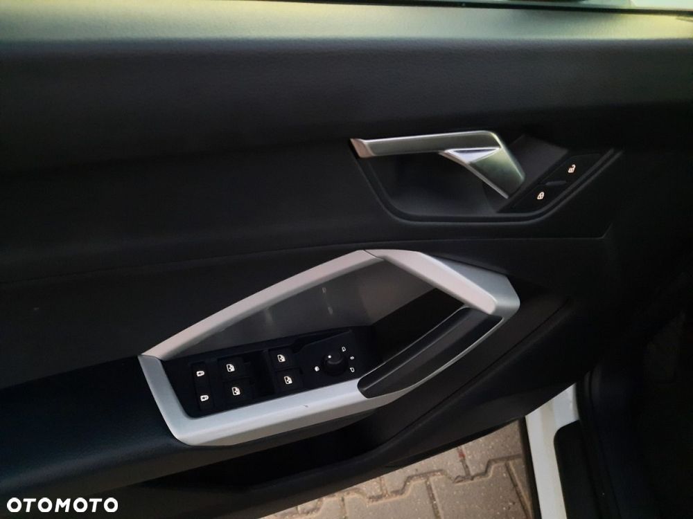 Audi Q3 35 TDI S tronic - 16