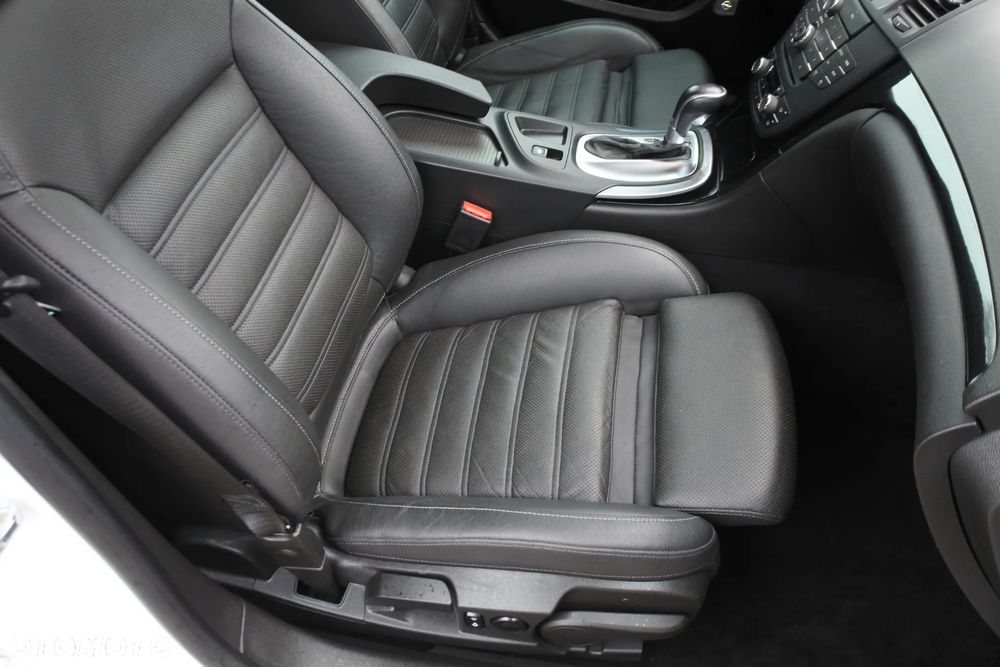 Opel Insignia 2.0 CDTI Sports Tourer Automatik Cosmo - 12