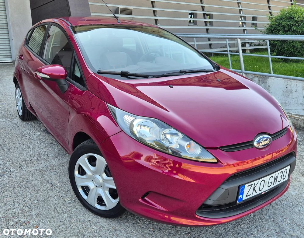 Ford Fiesta 1.25 Celebration - 1