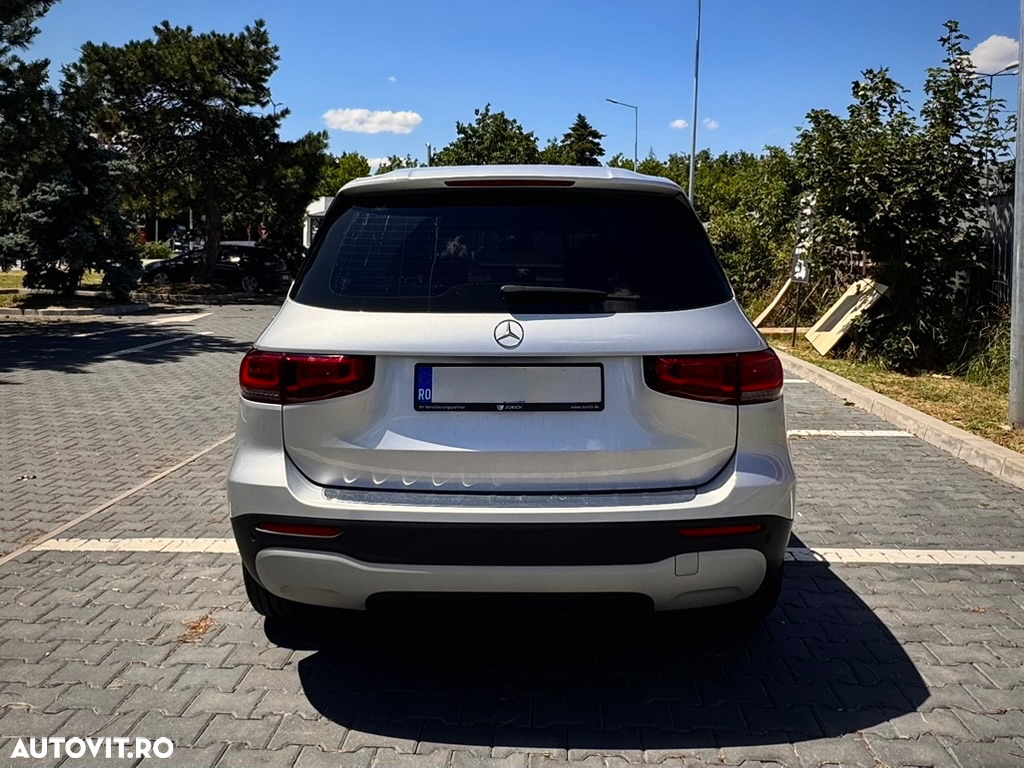 Mercedes-Benz GLB 200 d 8G-DCT - 11