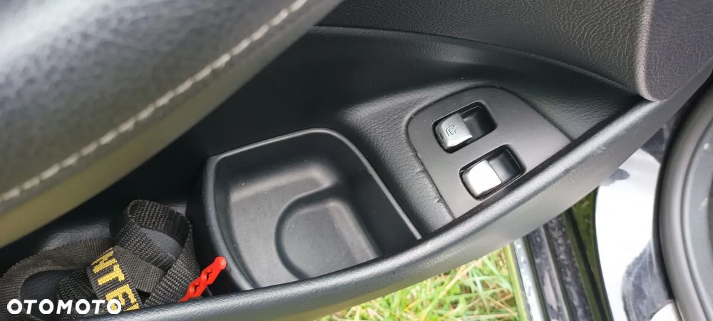 Mercedes-Benz Klasa E 350 d 4Matic 9G-TRONIC Exclusive - 22