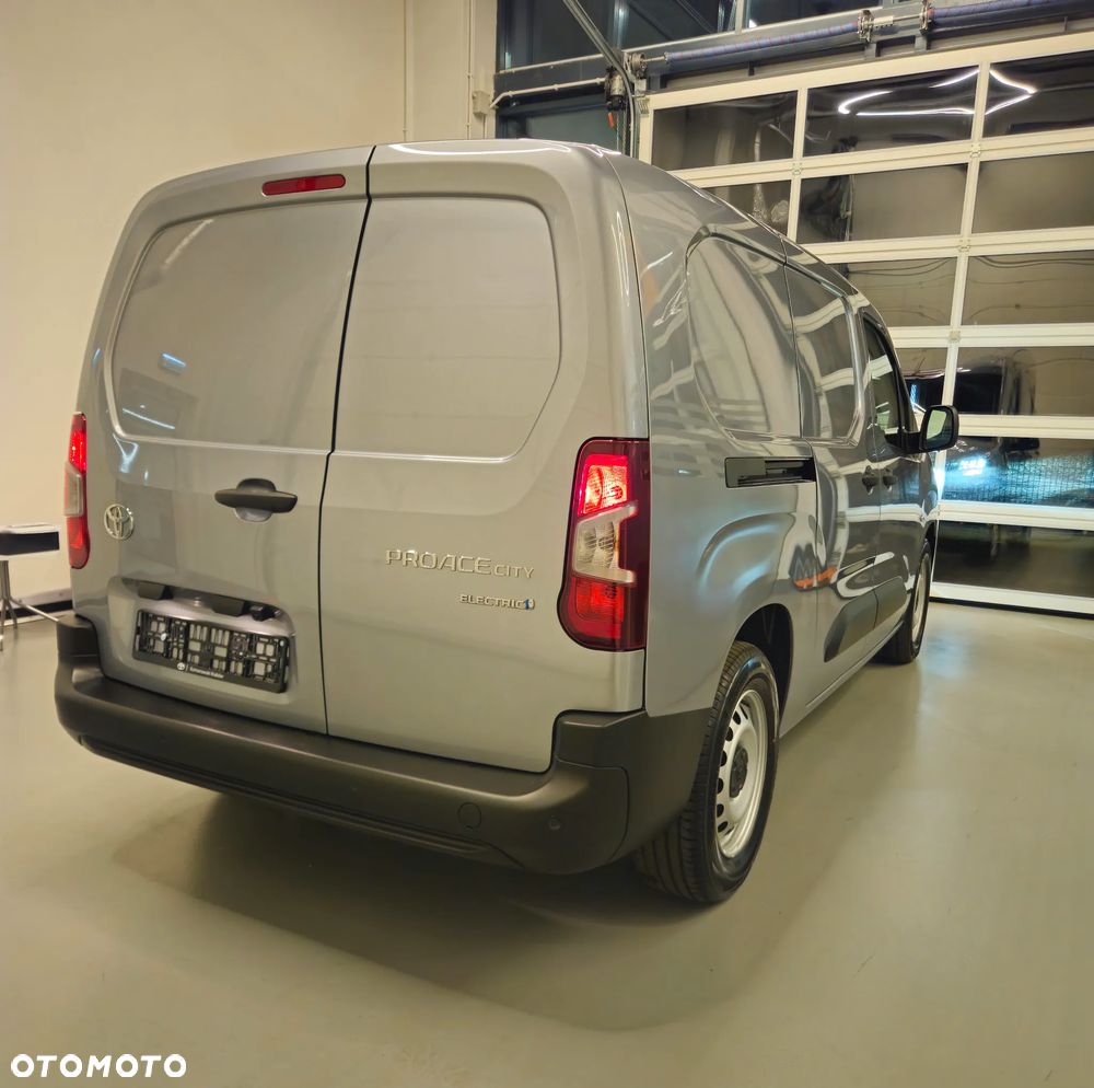 Toyota Proace City - 6