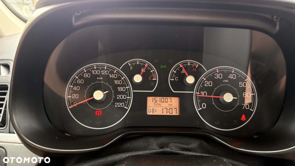 Fiat Grande Punto 1.4 8V Active - 12