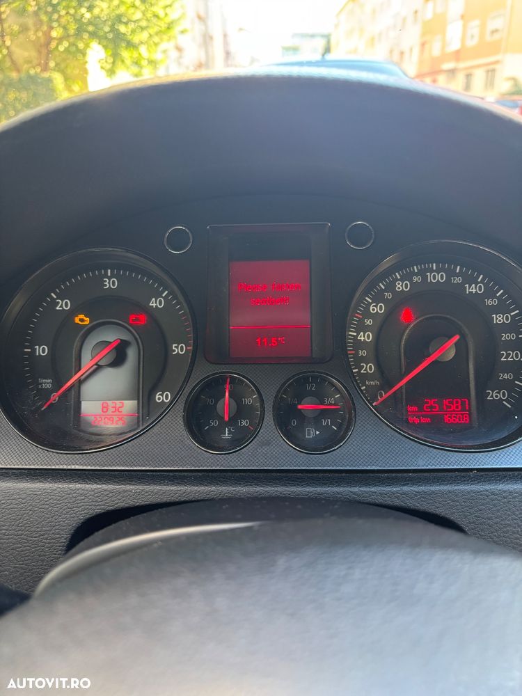 Volkswagen Passat 2.0TDI Trendline DPF - 6