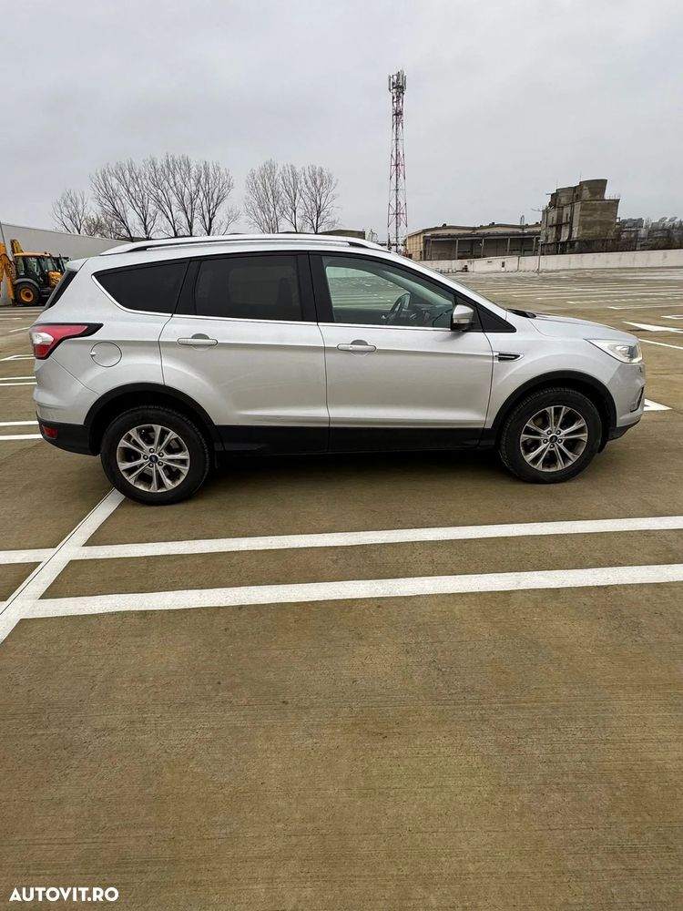 Ford Kuga 2.0 TDCi 4WD Powershift Titanium - 7