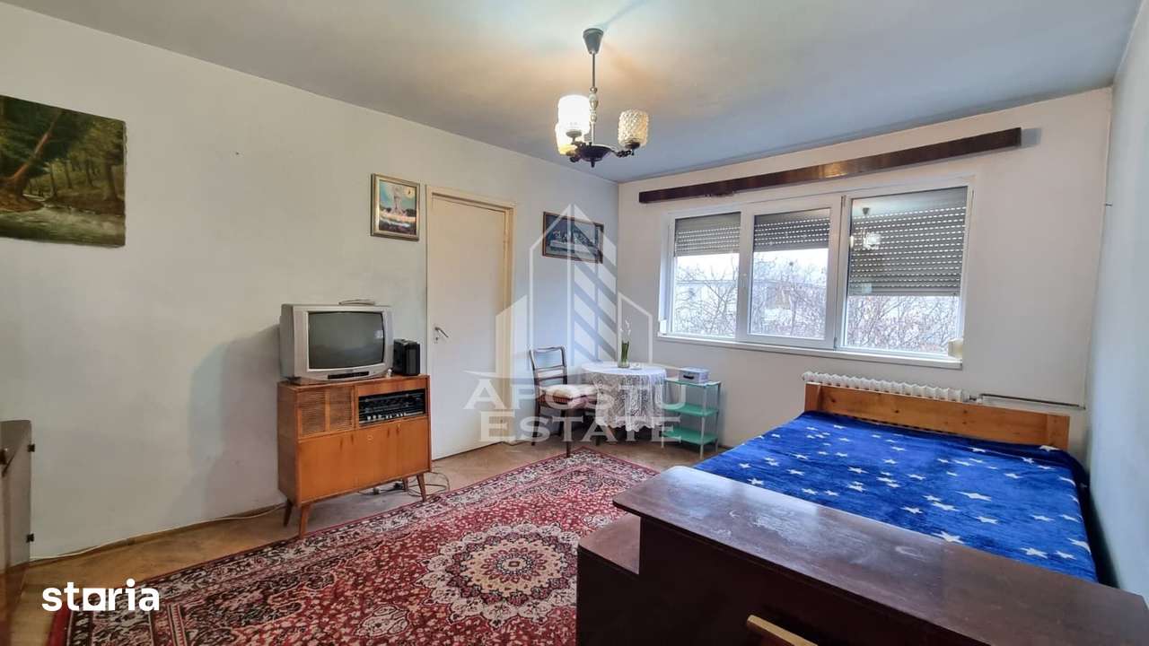Apartament 2 camere de vanzare, zona Circumvalatiunii, Timisoara — fotografia 1