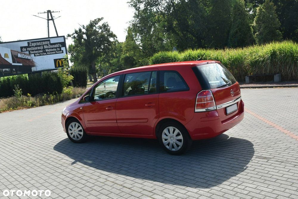 Opel Zafira - 15