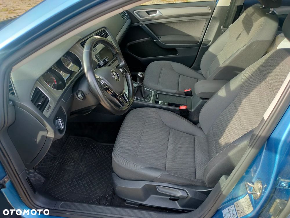 Volkswagen Golf VII 1.6 TDI BlueMotion Trendline - 29