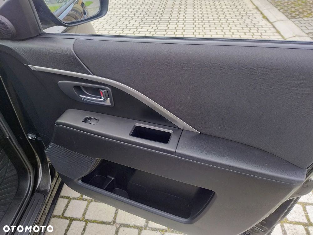 Mazda 5 2.0 MZR-DISI i-stop Sports-Line - 17