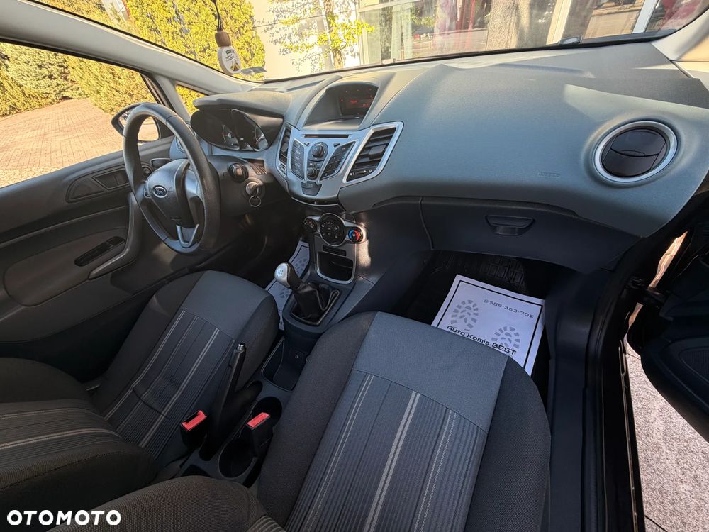 Ford Fiesta - 16