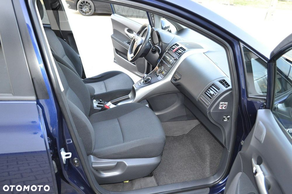 Toyota Auris - 40