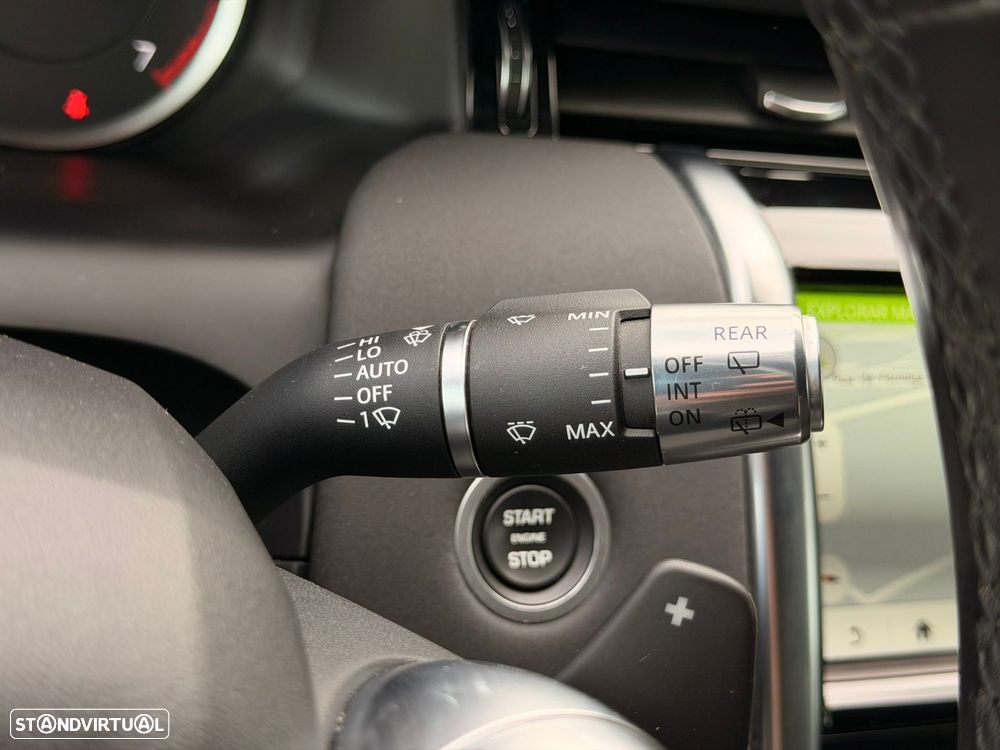 Land Rover Discovery Sport P300e Dynamic SE - 42