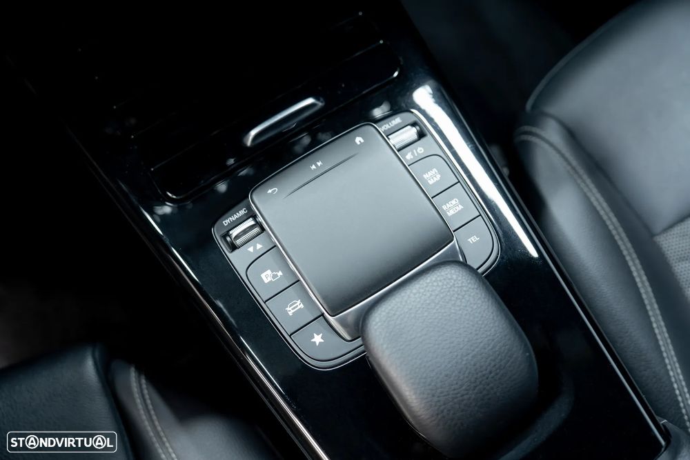 Mercedes-Benz CLA 180 d Shooting Brake Business Solutions.Grande Frota Aut. - 41