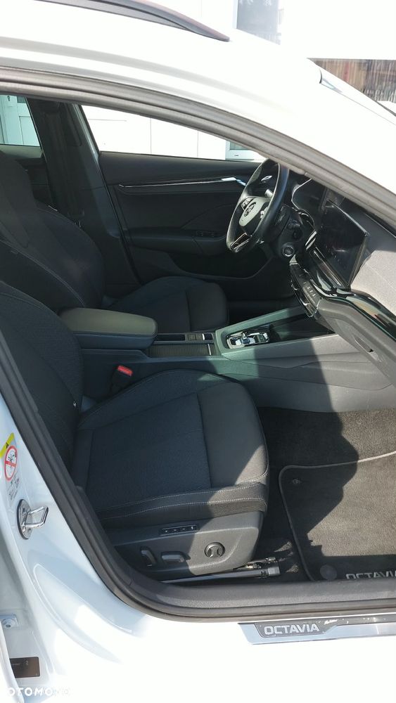Skoda Octavia 2.0 TDI 4x4 Style DSG - 14